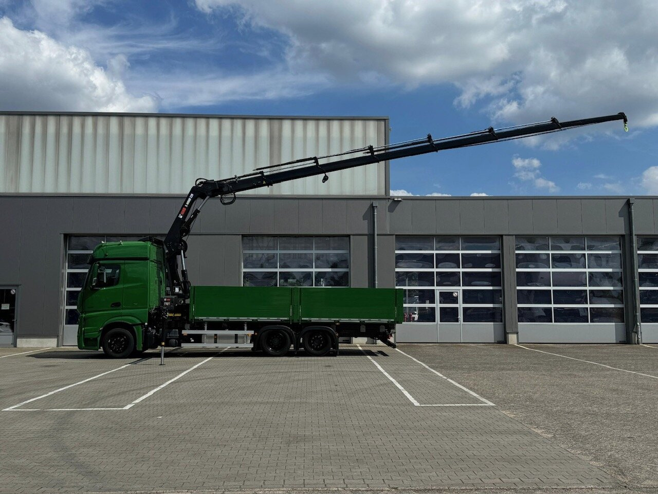Mercedes-Benz Actros 2548 L 6x2 Actros 2548 L 6x2 mit Kran Hiab X-HiDuo 228 - Crane truck: picture 3 Mercedes-Benz Actros 2548 L 6x2 Actros 2548 L 6x2 mit Kran Hiab X-HiDuo 228 - Crane truck: picture 3
