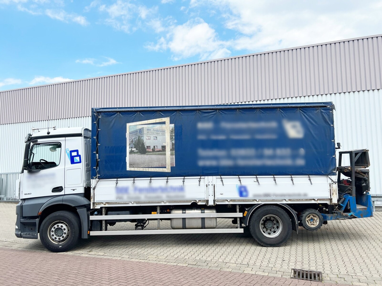 Mercedes-Benz Antos 1840 L 4x2 Antos 1840 L 4x2, Aufnahme für Mitnahmestapler - Curtain side truck: picture 1 Mercedes-Benz Antos 1840 L 4x2 Antos 1840 L 4x2, Aufnahme für Mitnahmestapler - Curtain side truck: picture 1