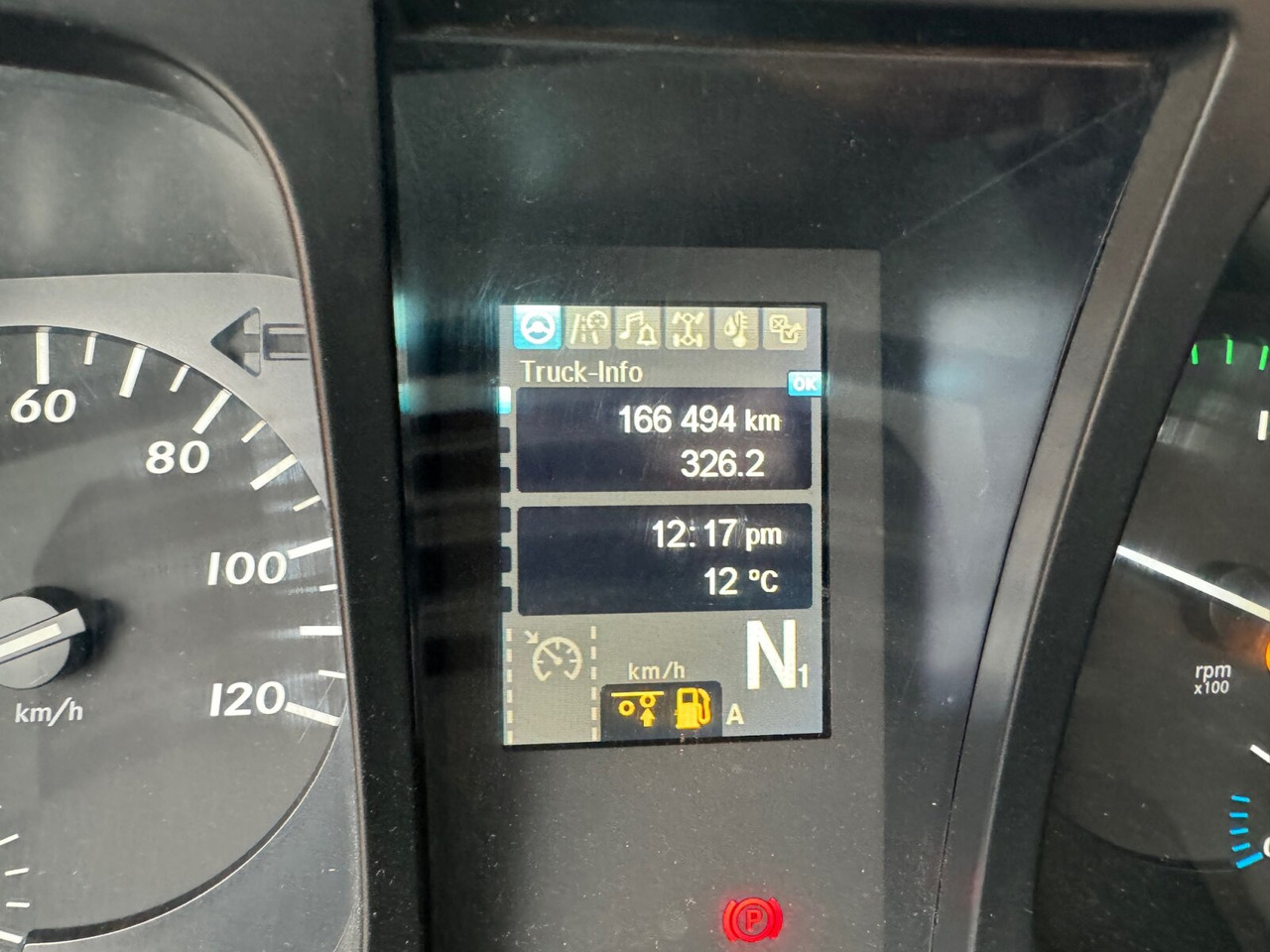 Mercedes-Benz Antos 2536/43 L 6x2 Antos 2536/43 L 6x2, Liftachse, Hiab XR 21S61 bis 7 m Container - Hook lift truck: picture 5 Mercedes-Benz Antos 2536/43 L 6x2 Antos 2536/43 L 6x2, Liftachse, Hiab XR 21S61 bis 7 m Container - Hook lift truck: picture 5