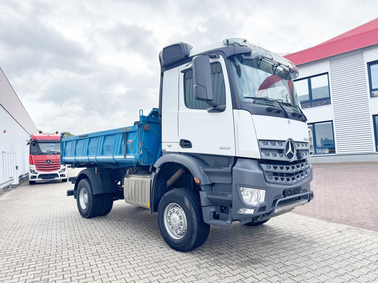 Mercedes-Benz Arocs 1833 AK 4x4 Arocs 1833 AK 4x4, Meiller 3-S-Kipper, Bordmatik leasing Mercedes-Benz Arocs 1833 AK 4x4 Arocs 1833 AK 4x4, Meiller 3-S-Kipper, Bordmatik: picture 10