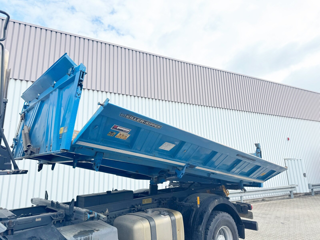 Mercedes-Benz Arocs 1833 AK 4x4 Arocs 1833 AK 4x4, Meiller 3-S-Kipper, Bordmatik leasing Mercedes-Benz Arocs 1833 AK 4x4 Arocs 1833 AK 4x4, Meiller 3-S-Kipper, Bordmatik: picture 15