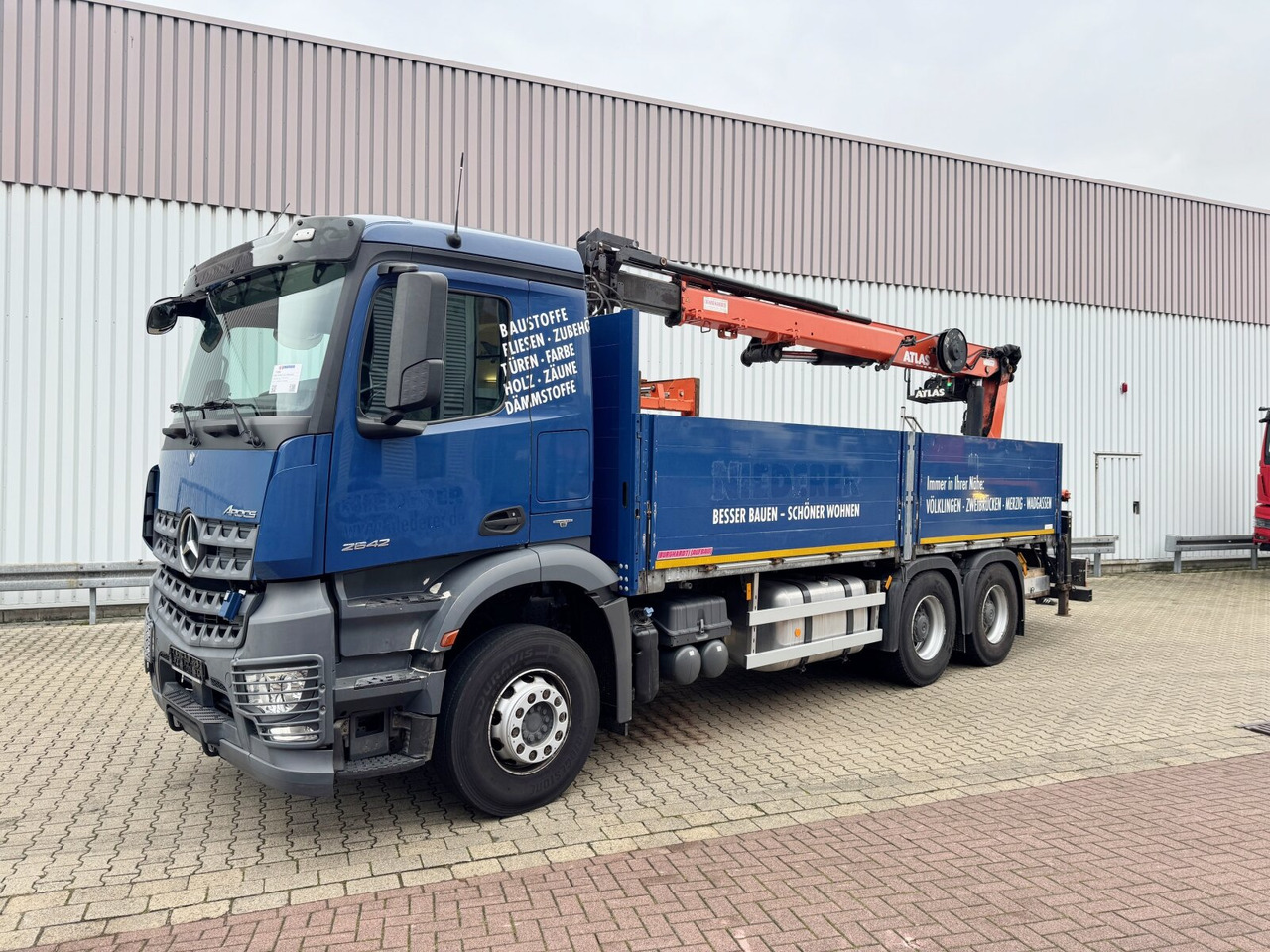 Crane truck, Dropside/ Flatbed truck Mercedes-Benz Arocs 2642 6x4 Arocs 2642 6x4 mit Heckkran Atlas AK 186.3 V-2: picture 8