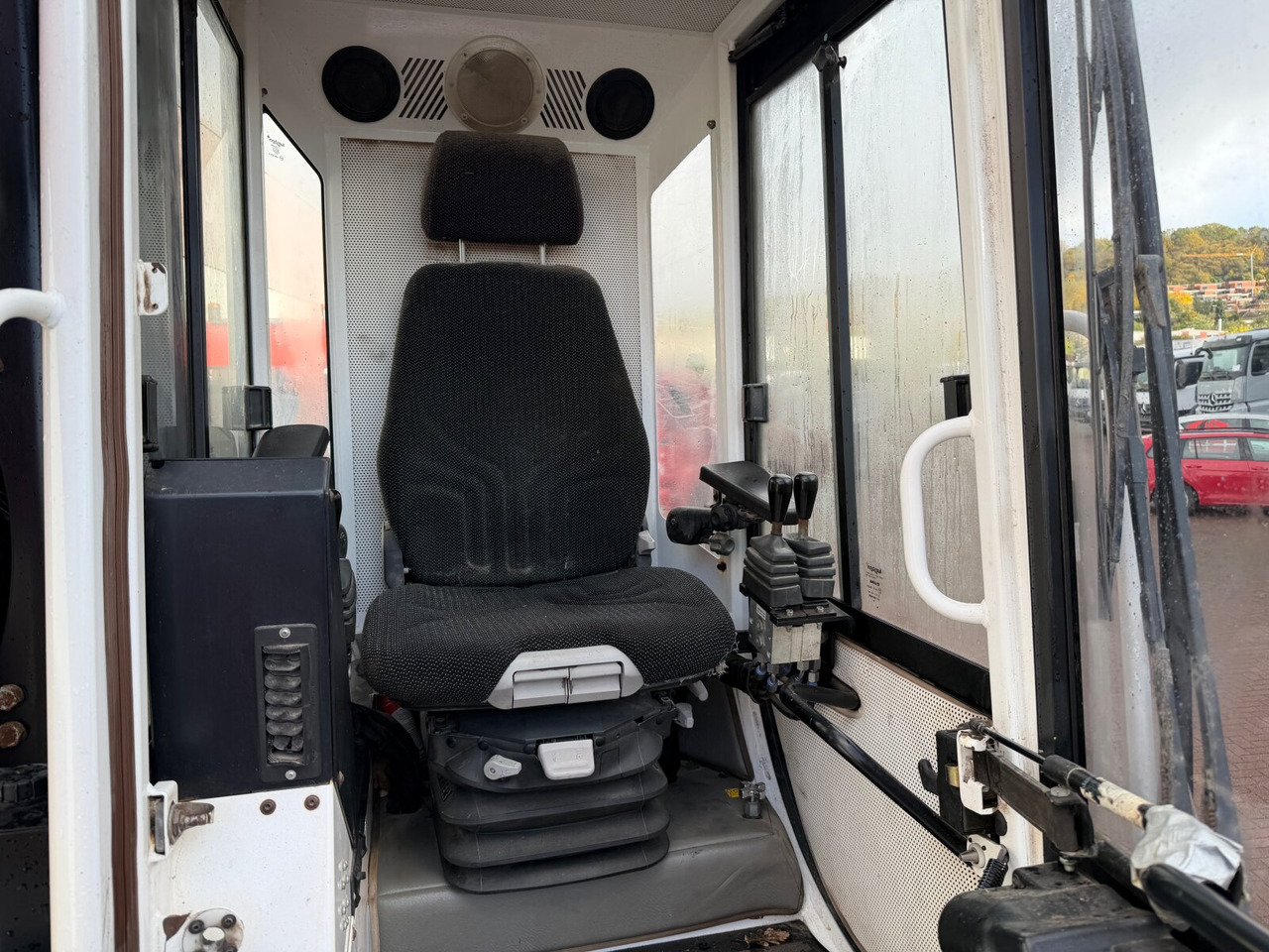 Mercedes-Benz Arocs 2648 6x4 Arocs 2648 6x4 mit Heckkran Epsilon M12Z83, Krankabine - Timber truck, Crane truck: picture 2 Mercedes-Benz Arocs 2648 6x4 Arocs 2648 6x4 mit Heckkran Epsilon M12Z83, Krankabine - Timber truck, Crane truck: picture 2