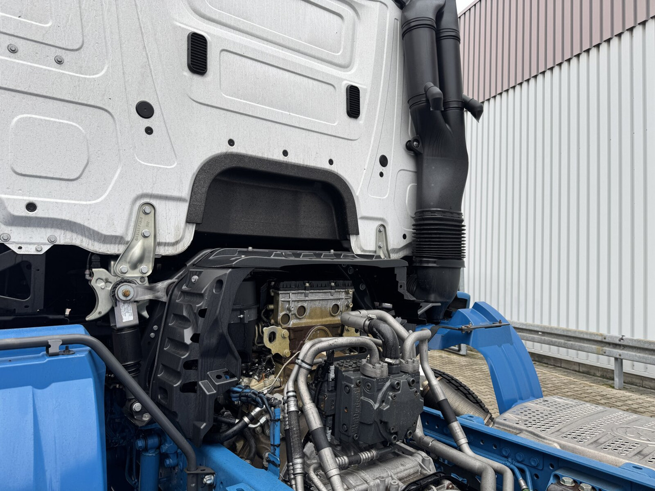 Mercedes-Benz Arocs 2651 L 6x6 Arocs 2651 L 6x6, HydroDrive, MirrorCam, Massage-Sitz, Motorabtrieb leasing Mercedes-Benz Arocs 2651 L 6x6 Arocs 2651 L 6x6, HydroDrive, MirrorCam, Massage-Sitz, Motorabtrieb: picture 13 Mercedes-Benz Arocs 2651 L 6x6 Arocs 2651 L 6x6, HydroDrive, MirrorCam, Massage-Sitz, Motorabtrieb leasing Mercedes-Benz Arocs 2651 L 6x6 Arocs 2651 L 6x6, HydroDrive, MirrorCam, Massage-Sitz, Motorabtrieb: picture 13