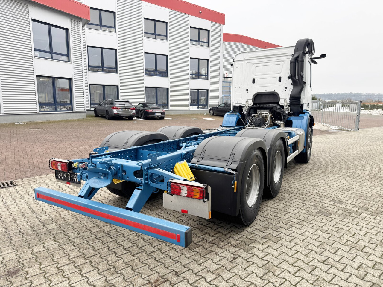 Mercedes-Benz Arocs 2651 L 6x6 Arocs 2651 L 6x6, HydroDrive, MirrorCam, Massage-Sitz, Motorabtrieb leasing Mercedes-Benz Arocs 2651 L 6x6 Arocs 2651 L 6x6, HydroDrive, MirrorCam, Massage-Sitz, Motorabtrieb: picture 9 Mercedes-Benz Arocs 2651 L 6x6 Arocs 2651 L 6x6, HydroDrive, MirrorCam, Massage-Sitz, Motorabtrieb leasing Mercedes-Benz Arocs 2651 L 6x6 Arocs 2651 L 6x6, HydroDrive, MirrorCam, Massage-Sitz, Motorabtrieb: picture 9