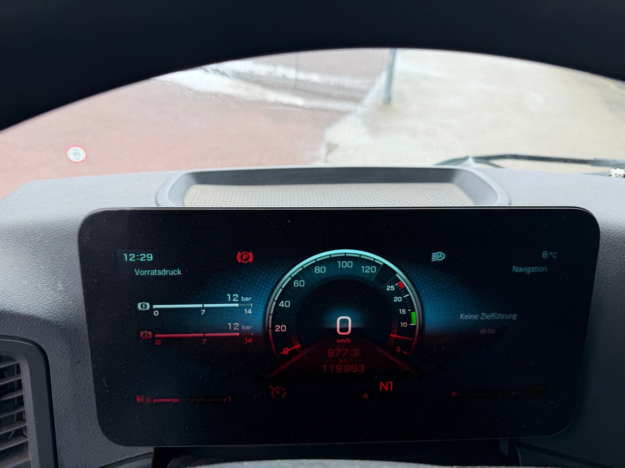 Mercedes-Benz Arocs 3248 K 8x4/4 Arocs 3248 K 8x4/4, Retarder, Navi, Multimedia Cockpit, Bordmatik links - Tipper: picture 5 Mercedes-Benz Arocs 3248 K 8x4/4 Arocs 3248 K 8x4/4, Retarder, Navi, Multimedia Cockpit, Bordmatik links - Tipper: picture 5