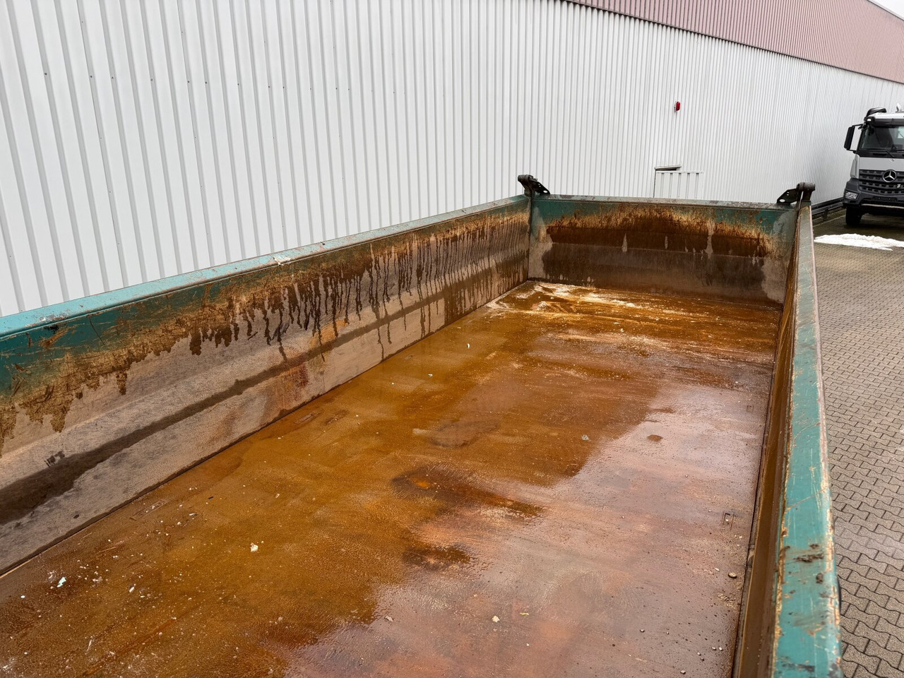 Mercedes-Benz Arocs 3248 K 8x4/4 Arocs 3248 K 8x4/4, Retarder, Navi, Multimedia Cockpit, Bordmatik links - Tipper: picture 3 Mercedes-Benz Arocs 3248 K 8x4/4 Arocs 3248 K 8x4/4, Retarder, Navi, Multimedia Cockpit, Bordmatik links - Tipper: picture 3