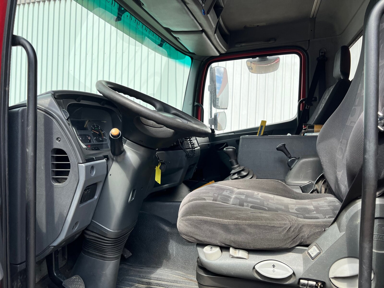 Mercedes-Benz Atego 1223 L 4x2 Atego 1223 L 4x2, Kompl. Zug, Lift- & Schiebeplateau, Funk - Autotransporter truck: picture 5 Mercedes-Benz Atego 1223 L 4x2 Atego 1223 L 4x2, Kompl. Zug, Lift- & Schiebeplateau, Funk - Autotransporter truck: picture 5