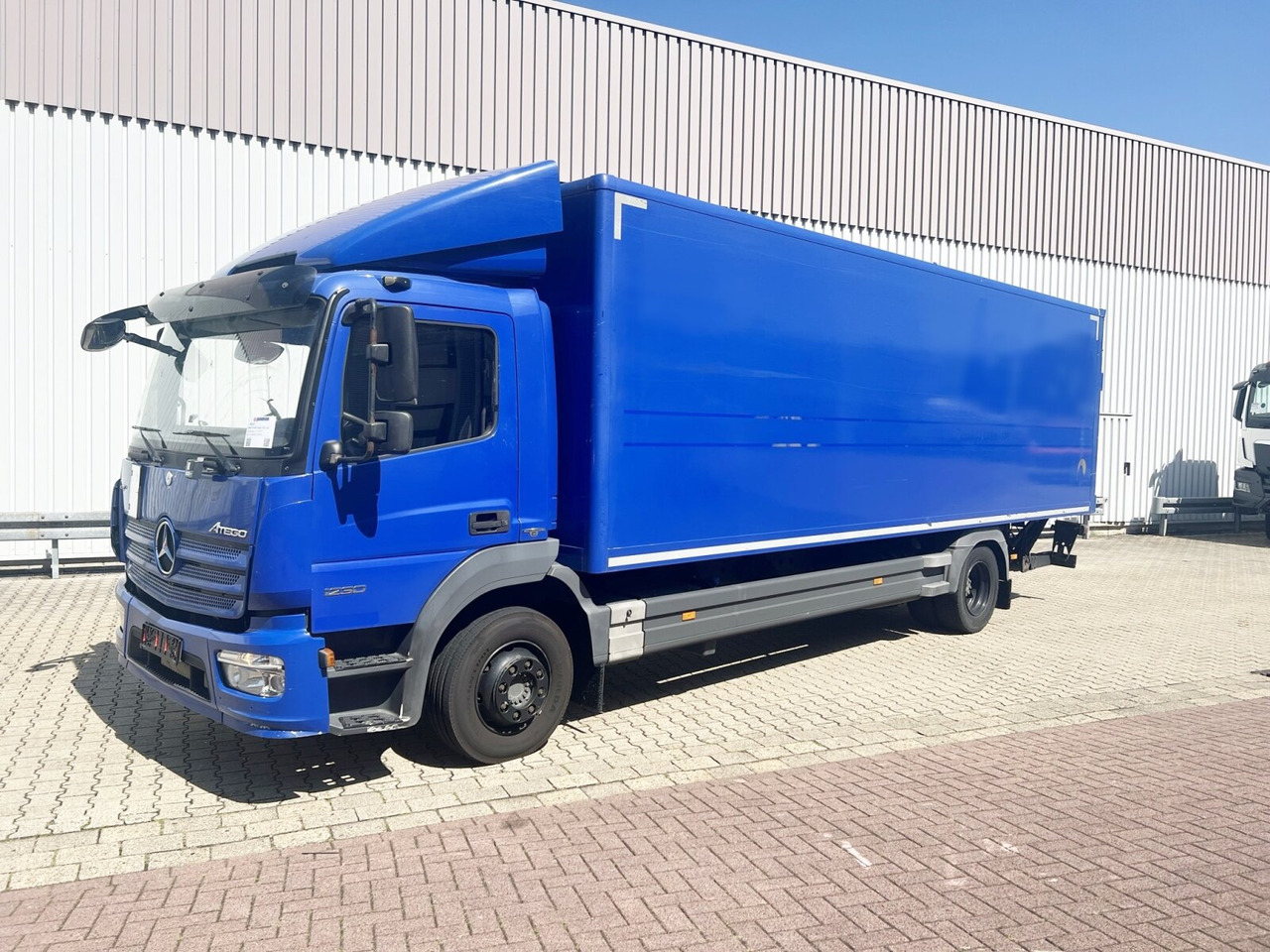 Mercedes-Benz Atego 1230 L 4x2 Atego 1230 L 4x2, LBW, Dautel, 1,5t - Box truck: picture 1 Mercedes-Benz Atego 1230 L 4x2 Atego 1230 L 4x2, LBW, Dautel, 1,5t - Box truck: picture 1