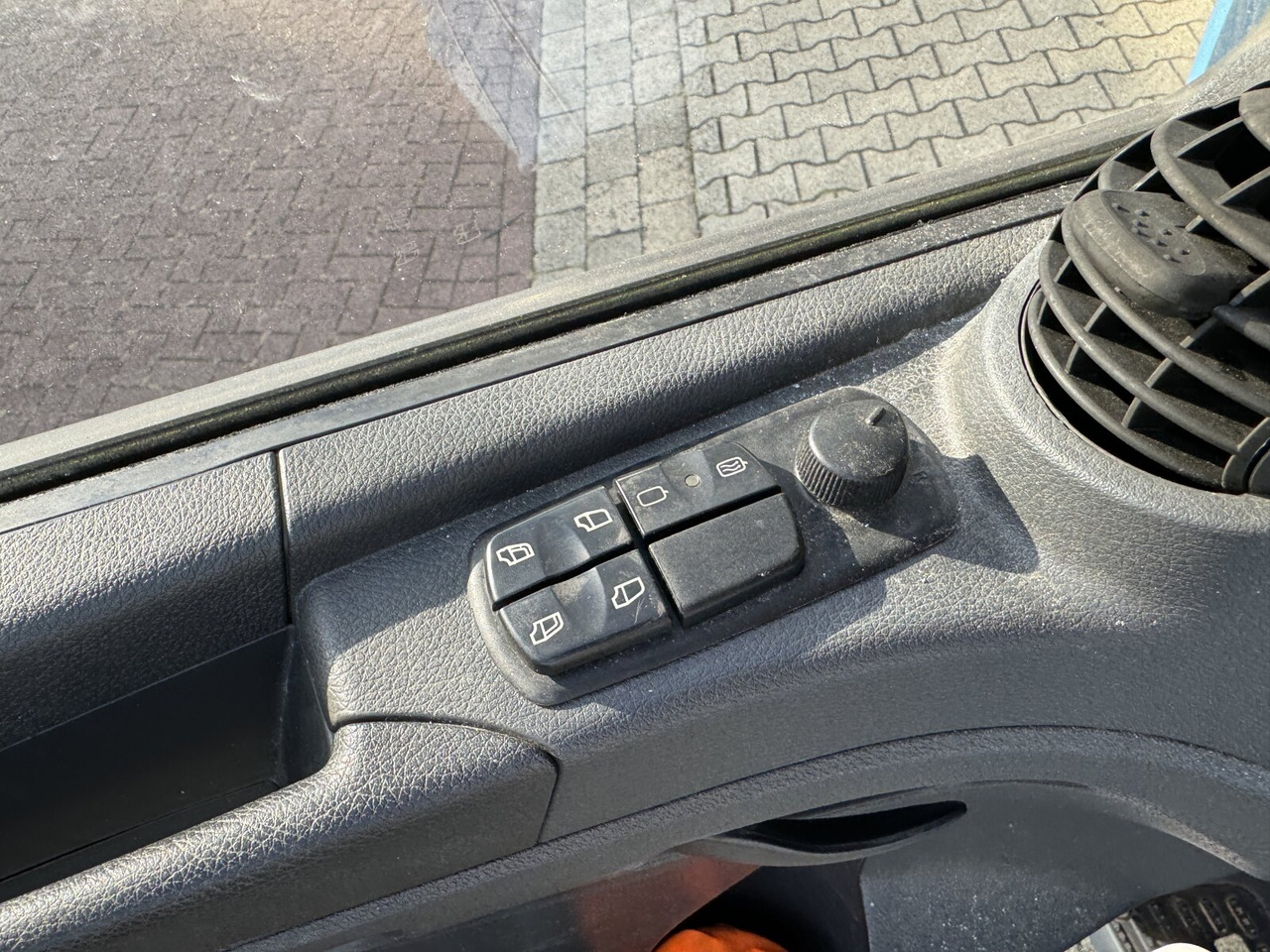 Mercedes-Benz Atego 816 L 4x2 Atego 816 L 4x2, Dautel LBW - Curtain side truck: picture 5 Mercedes-Benz Atego 816 L 4x2 Atego 816 L 4x2, Dautel LBW - Curtain side truck: picture 5