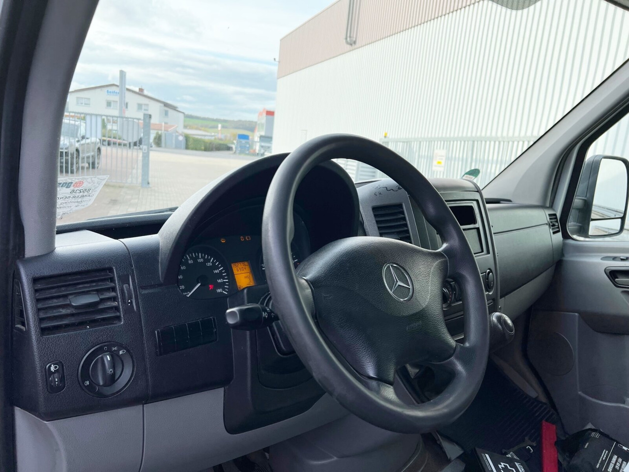 Mercedes-Benz Sprinter 313 CDI 4x2 Sprinter 313 CDI 4x2, 5x Vorhanden! - Closed box van: picture 2 Mercedes-Benz Sprinter 313 CDI 4x2 Sprinter 313 CDI 4x2, 5x Vorhanden! - Closed box van: picture 2