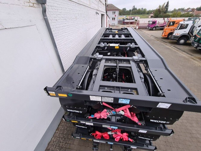 New Roll-off/ Skip trailer PS2P70B PS2P70B Abrollanhänger bis 7,25 m Behälter: picture 6 New Roll-off/ Skip trailer PS2P70B PS2P70B Abrollanhänger bis 7,25 m Behälter: picture 6