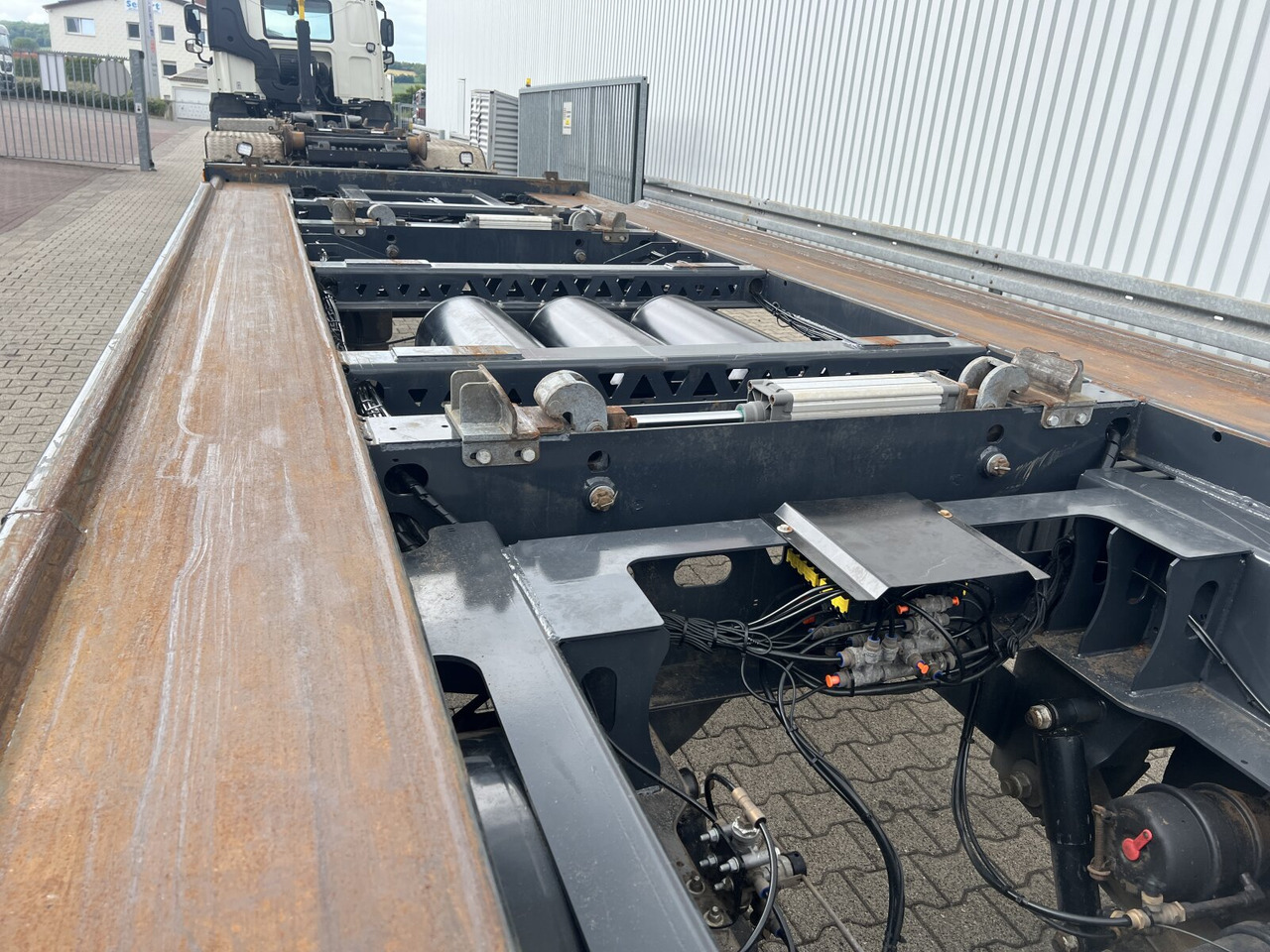 PS2P70B PS2P70B Abrollanhänger bis 7,25 m Behälter - Roll-off/ Skip trailer: picture 3 PS2P70B PS2P70B Abrollanhänger bis 7,25 m Behälter - Roll-off/ Skip trailer: picture 3