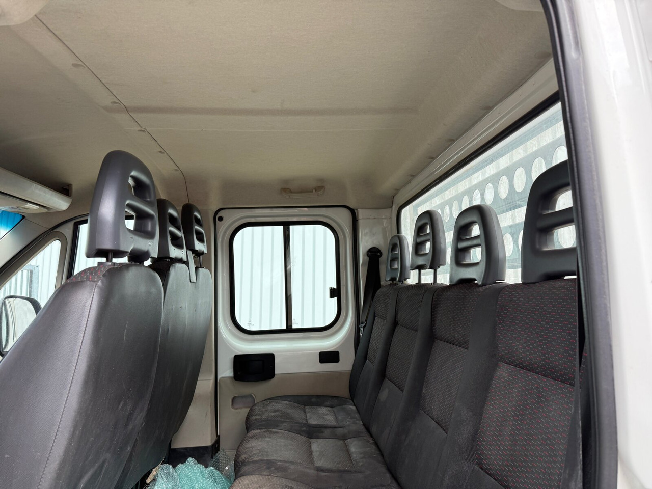 Peugeot Boxer 4x2 Doka Boxer 4x2 Doka - Open body delivery van, Combi van: picture 4 Peugeot Boxer 4x2 Doka Boxer 4x2 Doka - Open body delivery van, Combi van: picture 4