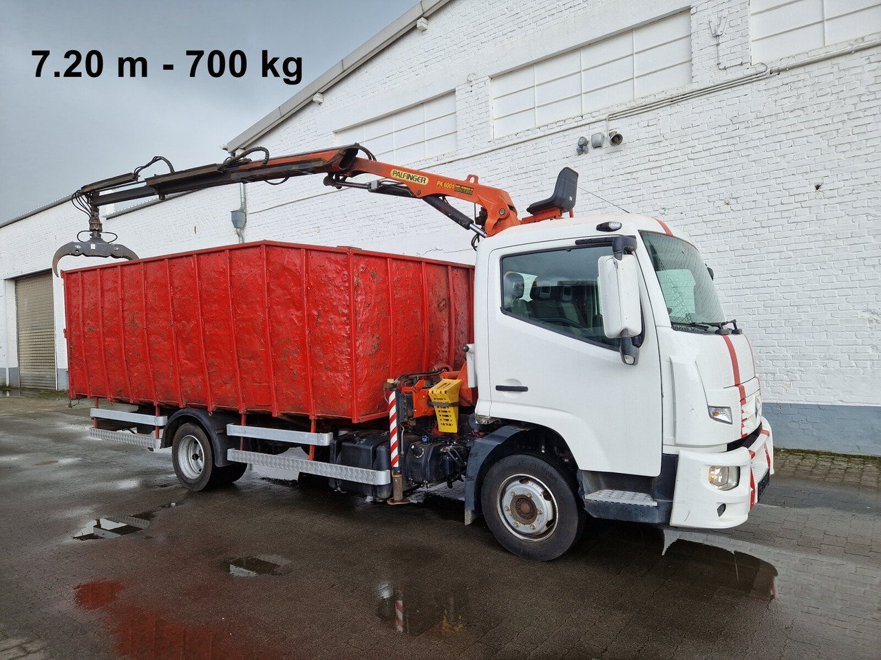 Renault D 180.75 4x2 D 180.75 4x2 mit Kran Palfinger PK6001 - Crane truck, Box truck: picture 1 Renault D 180.75 4x2 D 180.75 4x2 mit Kran Palfinger PK6001 - Crane truck, Box truck: picture 1