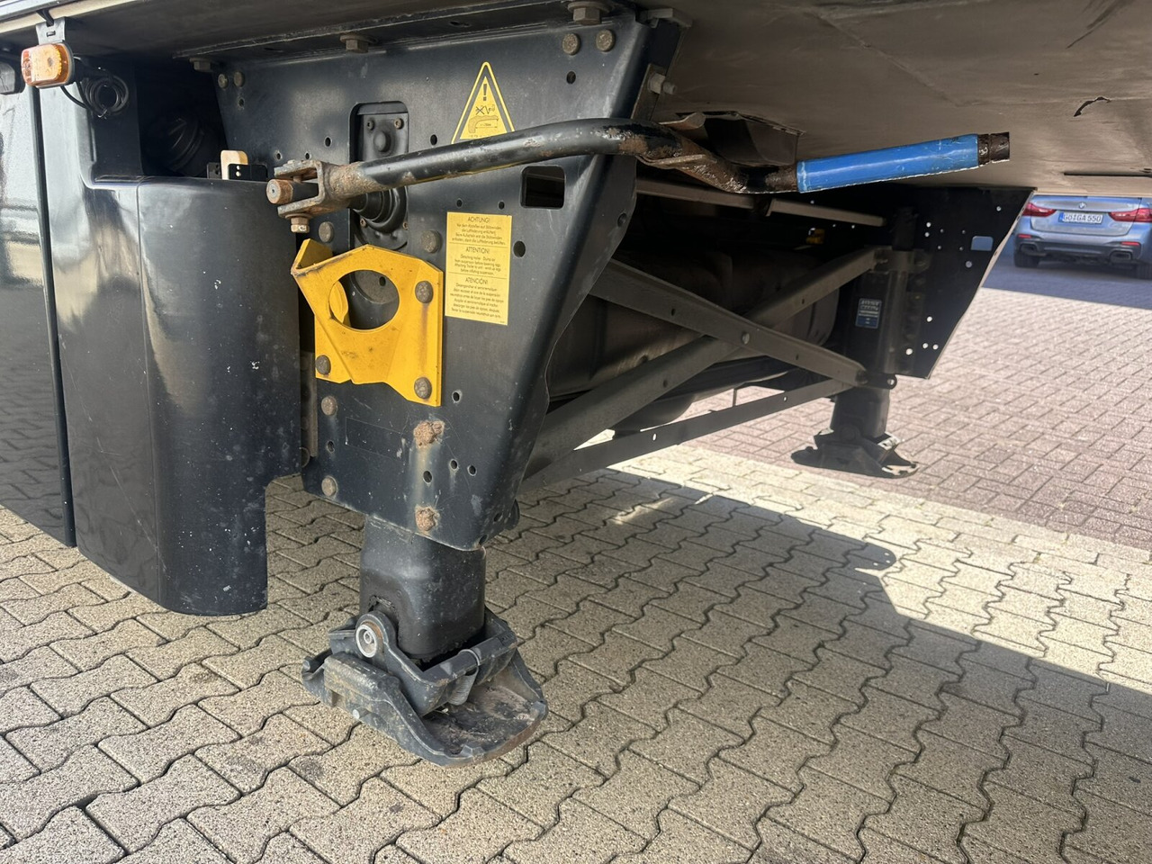 Schmitz Cargobull SKO 24/L-13.4 FP 60 COOL SKO 24/L-13.4 FP 60 COOL - Refrigerator semi-trailer: picture 4 Schmitz Cargobull SKO 24/L-13.4 FP 60 COOL SKO 24/L-13.4 FP 60 COOL - Refrigerator semi-trailer: picture 4