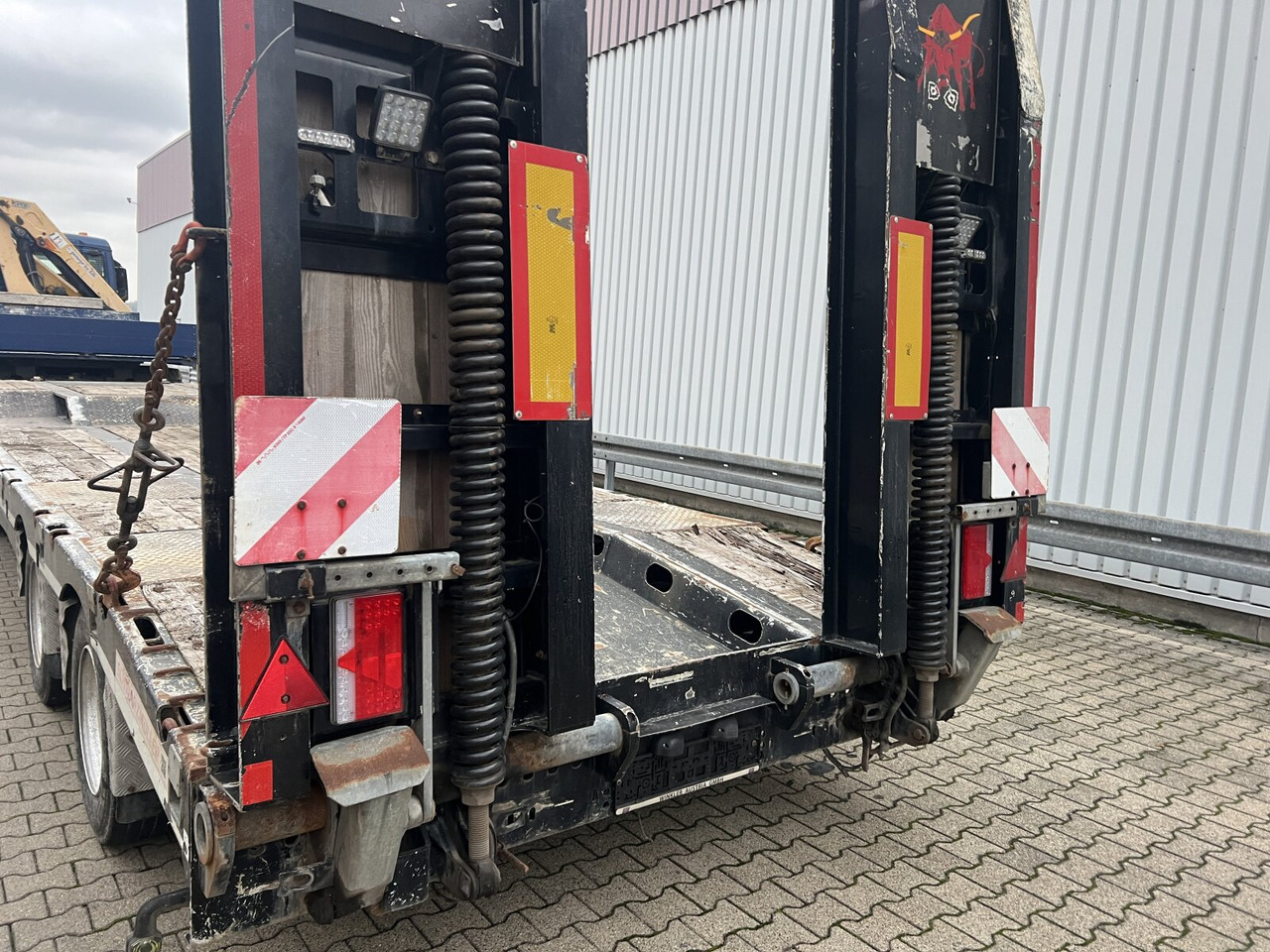 Schwarzmüller T4 G-Serie T4 G-Serie, Schwenkzugöse, Verbr. auf 3m, Baggerstielmulde - Low loader trailer: picture 3 Schwarzmüller T4 G-Serie T4 G-Serie, Schwenkzugöse, Verbr. auf 3m, Baggerstielmulde - Low loader trailer: picture 3