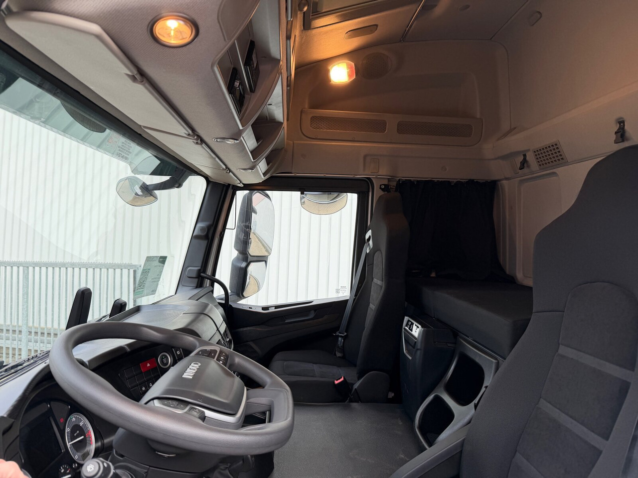 T-Way AT410T51/58 8x4 T-Way AT410T51/58 8x4, Retarder, Bordmatik, 4x VORHANDEN! - Tipper: picture 2 T-Way AT410T51/58 8x4 T-Way AT410T51/58 8x4, Retarder, Bordmatik, 4x VORHANDEN! - Tipper: picture 2