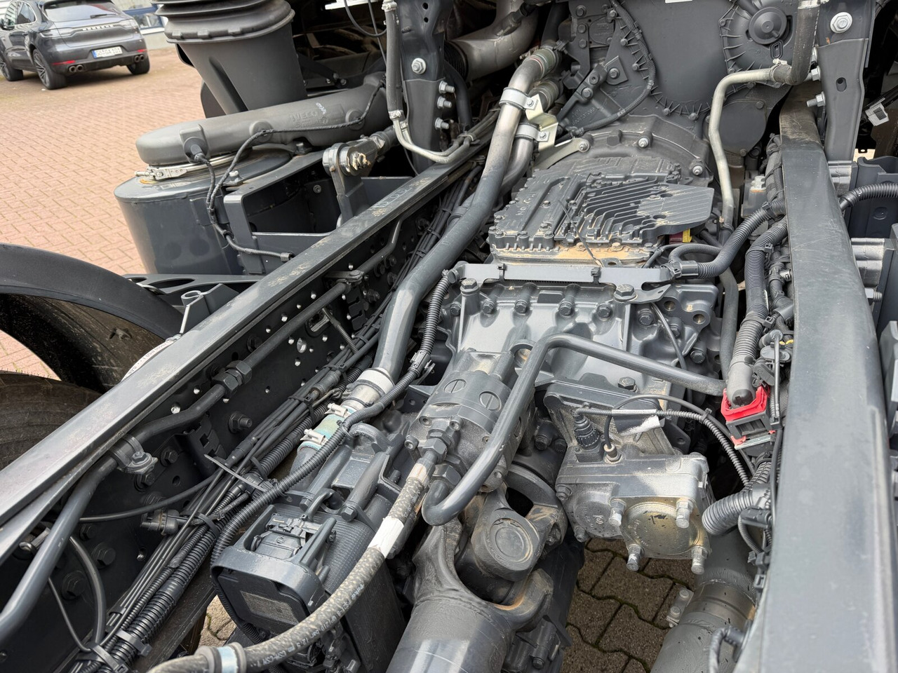 New Cab chassis truck T-Way AT410T51 8x4 T-Way AT410T51 8x4, Retarder, Nebenantrieb, 4x VORHANDEN!: picture 15 New Cab chassis truck T-Way AT410T51 8x4 T-Way AT410T51 8x4, Retarder, Nebenantrieb, 4x VORHANDEN!: picture 15