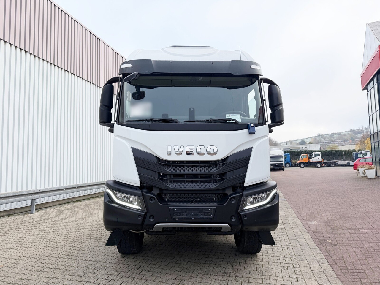 New Cab chassis truck T-Way AT410T51 8x4 T-Way AT410T51 8x4, Retarder, Nebenantrieb, 4x VORHANDEN!: picture 8 New Cab chassis truck T-Way AT410T51 8x4 T-Way AT410T51 8x4, Retarder, Nebenantrieb, 4x VORHANDEN!: picture 8