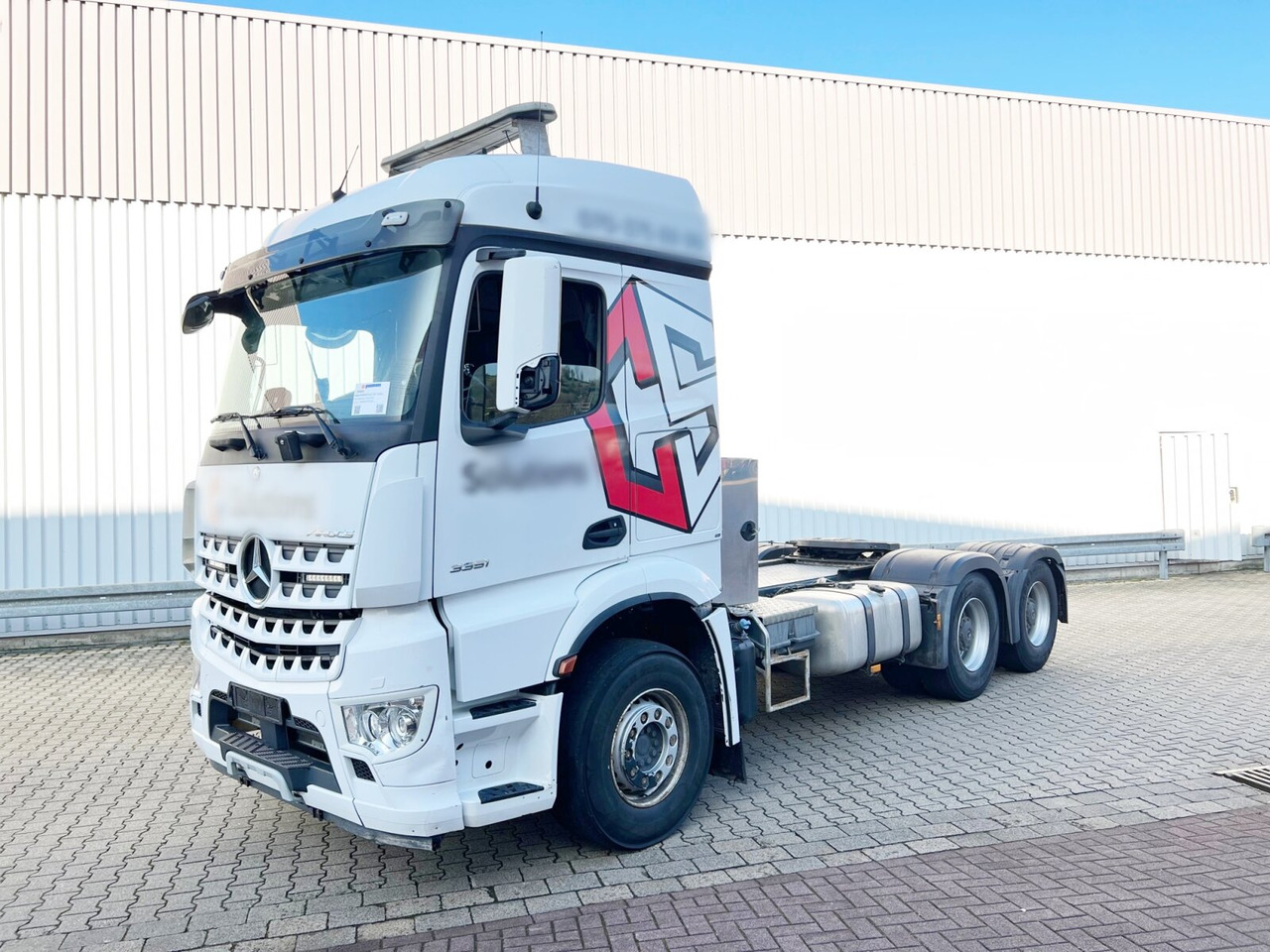 Mercedes-Benz Arocs 3351 LS 6x4 Arocs 3351 LS 6x4, StreamSpace, Bi-Xenon, Hydraulik - Tractor unit: picture 1 Mercedes-Benz Arocs 3351 LS 6x4 Arocs 3351 LS 6x4, StreamSpace, Bi-Xenon, Hydraulik - Tractor unit: picture 1