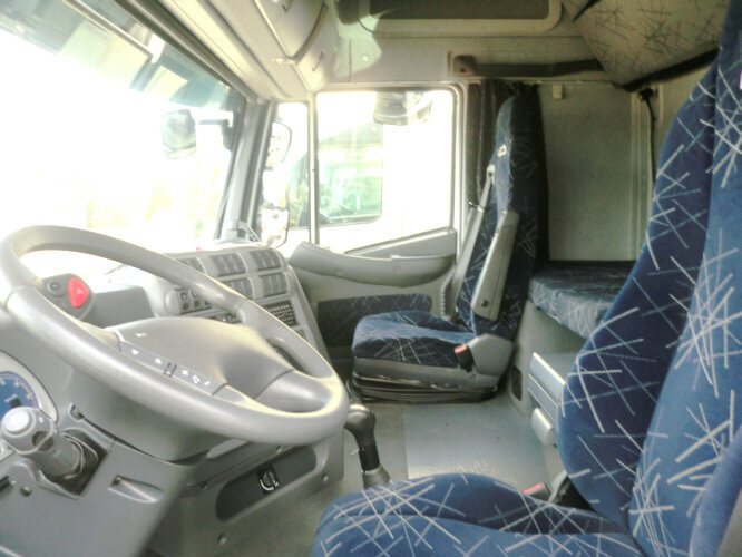 Tractor unit Stralis 440S45T/P 4x2 Stralis 440S45T/P 4x2: picture 6 Tractor unit Stralis 440S45T/P 4x2 Stralis 440S45T/P 4x2: picture 6