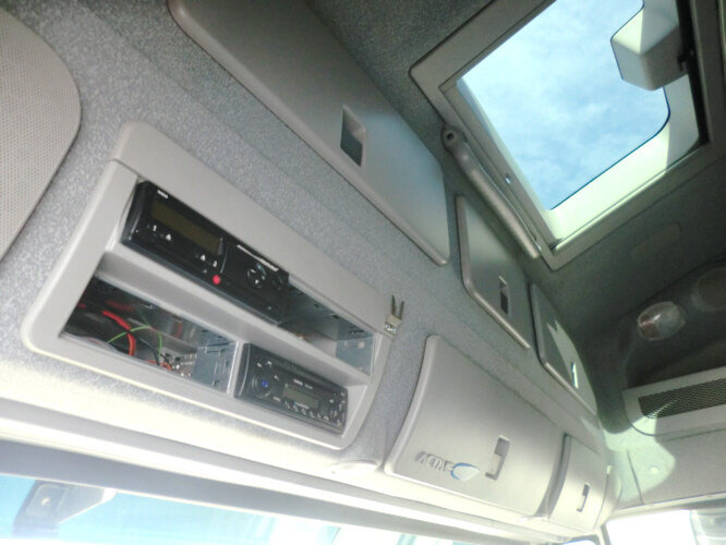 Tractor unit Stralis 440S45T/P 4x2 Stralis 440S45T/P 4x2: picture 9 Tractor unit Stralis 440S45T/P 4x2 Stralis 440S45T/P 4x2: picture 9