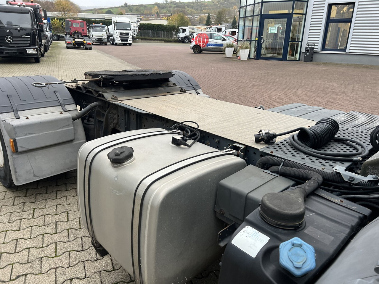 Stralis AD440S42T/P 4x2 Stralis AD440X42T/P 4x2, Ex- - Tractor unit: picture 2 Stralis AD440S42T/P 4x2 Stralis AD440X42T/P 4x2, Ex- - Tractor unit: picture 2