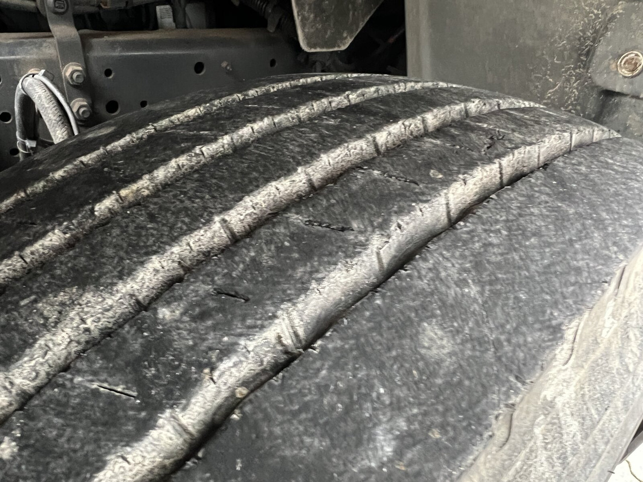 Stralis AD440S42T/P 4x2 Stralis AD440X42T/P 4x2, Ex- - Tractor unit: picture 2 Stralis AD440S42T/P 4x2 Stralis AD440X42T/P 4x2, Ex- - Tractor unit: picture 2