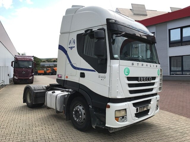 Tractor unit Stralis AS440S45 T/P 4x2 ONLY FOR SPAREPARTS!!! Stralis AS440S45 T/P 4x2 ActiveSpace: picture 8 Tractor unit Stralis AS440S45 T/P 4x2 ONLY FOR SPAREPARTS!!! Stralis AS440S45 T/P 4x2 ActiveSpace: picture 8