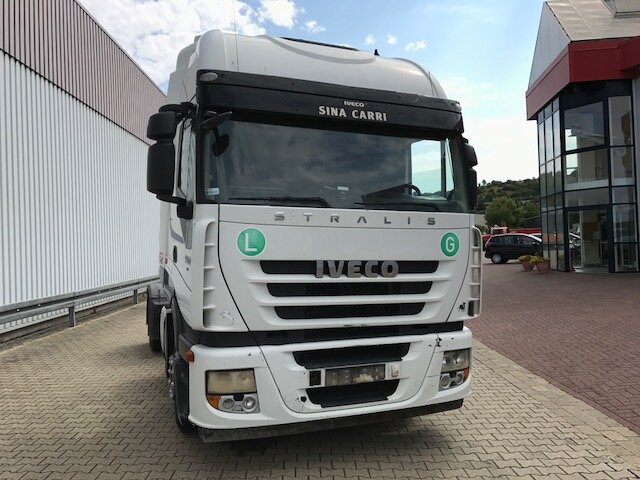 Tractor unit Stralis AS440S45 T/P 4x2 ONLY FOR SPAREPARTS!!! Stralis AS440S45 T/P 4x2 ActiveSpace: picture 7 Tractor unit Stralis AS440S45 T/P 4x2 ONLY FOR SPAREPARTS!!! Stralis AS440S45 T/P 4x2 ActiveSpace: picture 7