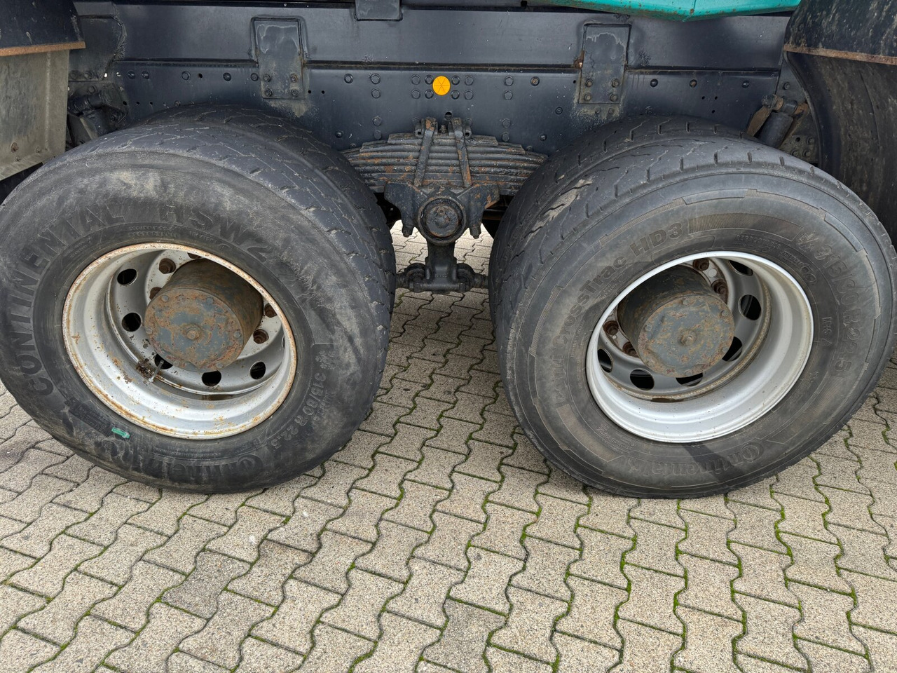 Trakker AD260T45W 6x6 Trakker AD260T45W 6x6 - Cab chassis truck: picture 4 Trakker AD260T45W 6x6 Trakker AD260T45W 6x6 - Cab chassis truck: picture 4
