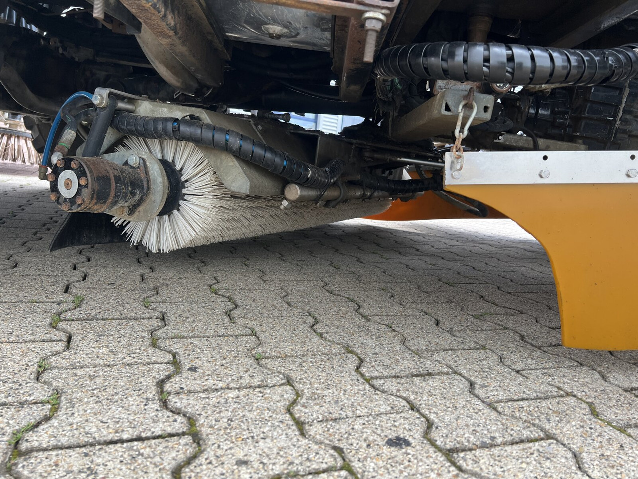MAN TGM 13.280 4X4 BL TGM 13.280 4X4 BL, Kehhrmaschine Nothelfer Kobit K6 - Truck: picture 4 MAN TGM 13.280 4X4 BL TGM 13.280 4X4 BL, Kehhrmaschine Nothelfer Kobit K6 - Truck: picture 4