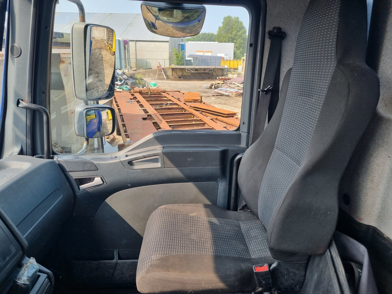 MAN TGM MAN TGM 4x2 - Truck, Crane truck: picture 3 MAN TGM MAN TGM 4x2 - Truck, Crane truck: picture 3