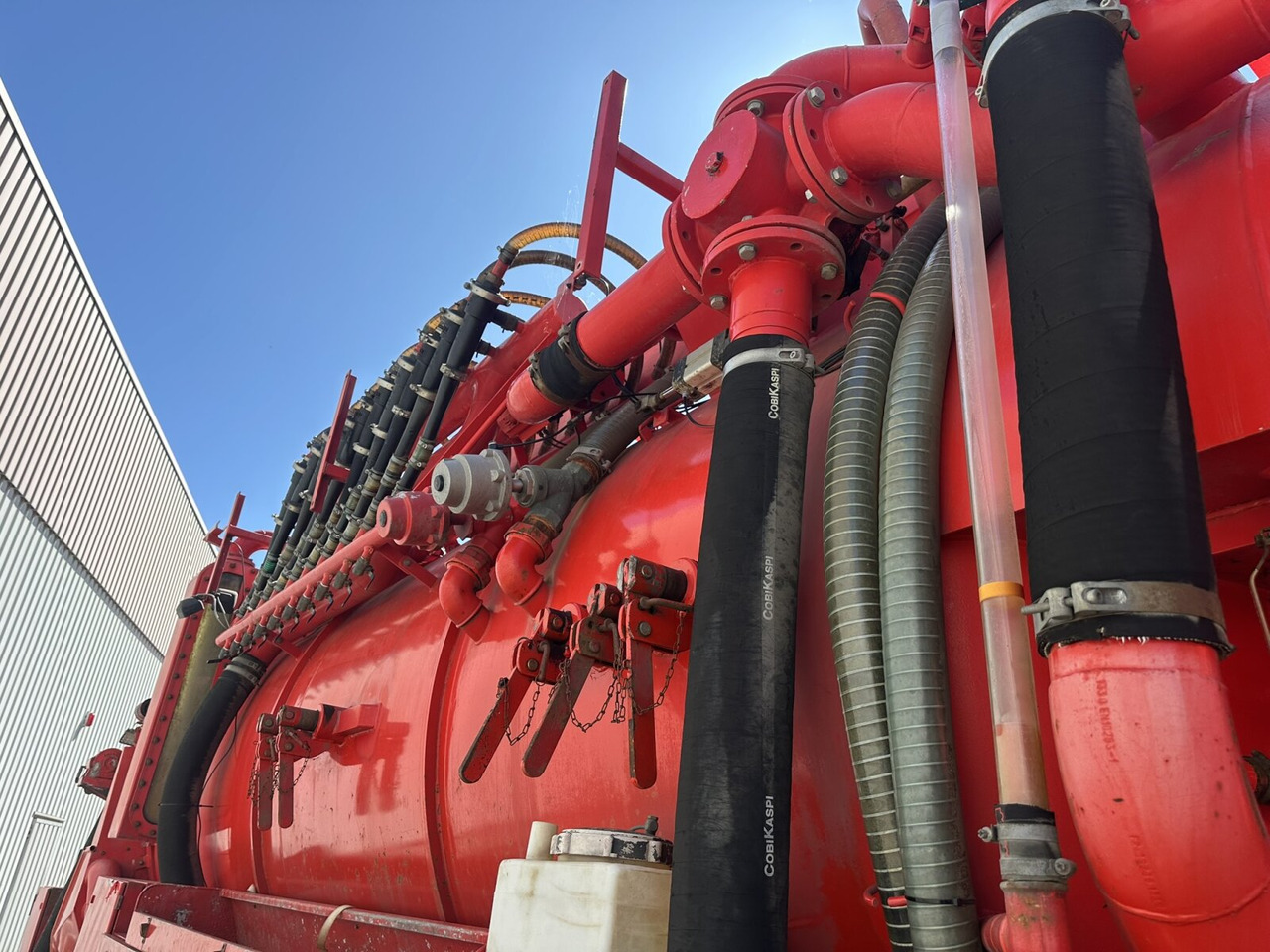 Mercedes-Benz Actros 3246 L 8x2 Actros 3246 L 8x2, Hellmers Saug- und Spülwagen ca. 15m³ - Truck: picture 4 Mercedes-Benz Actros 3246 L 8x2 Actros 3246 L 8x2, Hellmers Saug- und Spülwagen ca. 15m³ - Truck: picture 4