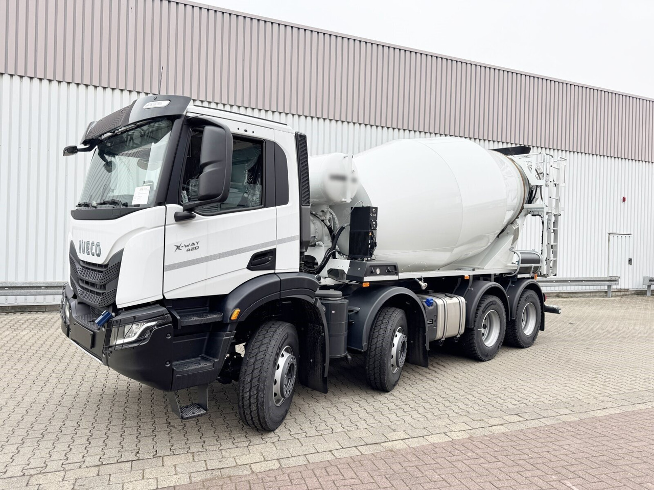 X-Way AD360X42BZ 8x4 X-Way AD360X42BZ 8x4, Karrena 9/10m³ - Concrete mixer truck: picture 1 X-Way AD360X42BZ 8x4 X-Way AD360X42BZ 8x4, Karrena 9/10m³ - Concrete mixer truck: picture 1