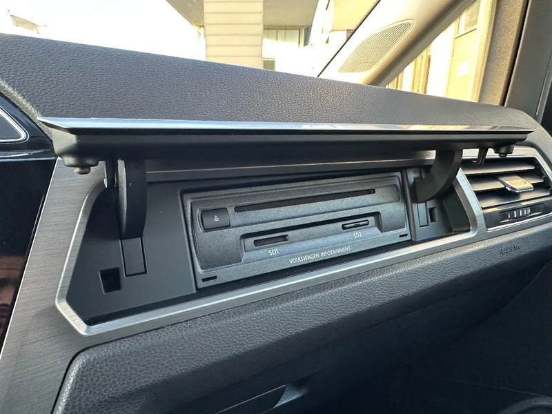 Car Volkswagen Touran 1.2 TSI COMFORTLINE + APK / TUV + 4 WINTER TYRES WITH RIMS + NAVI + MARGE: picture 13