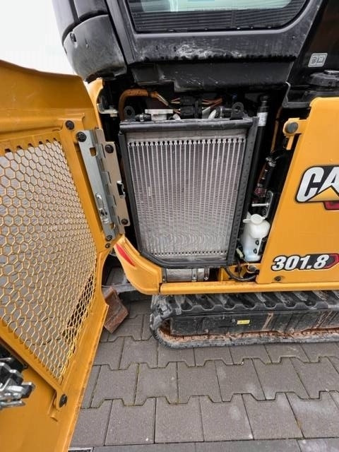 Mini excavator CAT 301.8: picture 13
