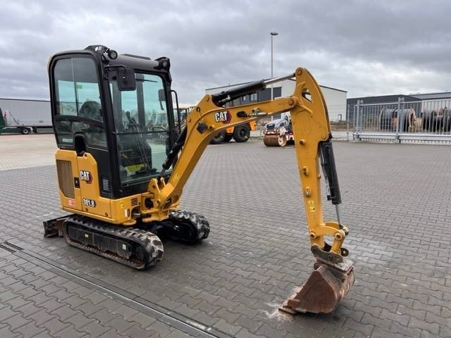 Mini excavator CAT 301.8: picture 6