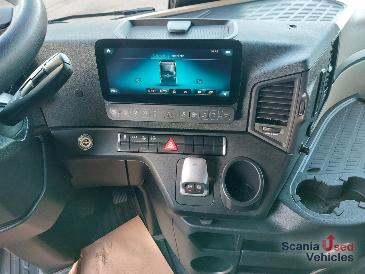 MERCEDES-BENZ 1845L Edscha - NUR KOMPLETT m. ANH.!!! - Curtain side truck: picture 3 MERCEDES-BENZ 1845L Edscha - NUR KOMPLETT m. ANH.!!! - Curtain side truck: picture 3