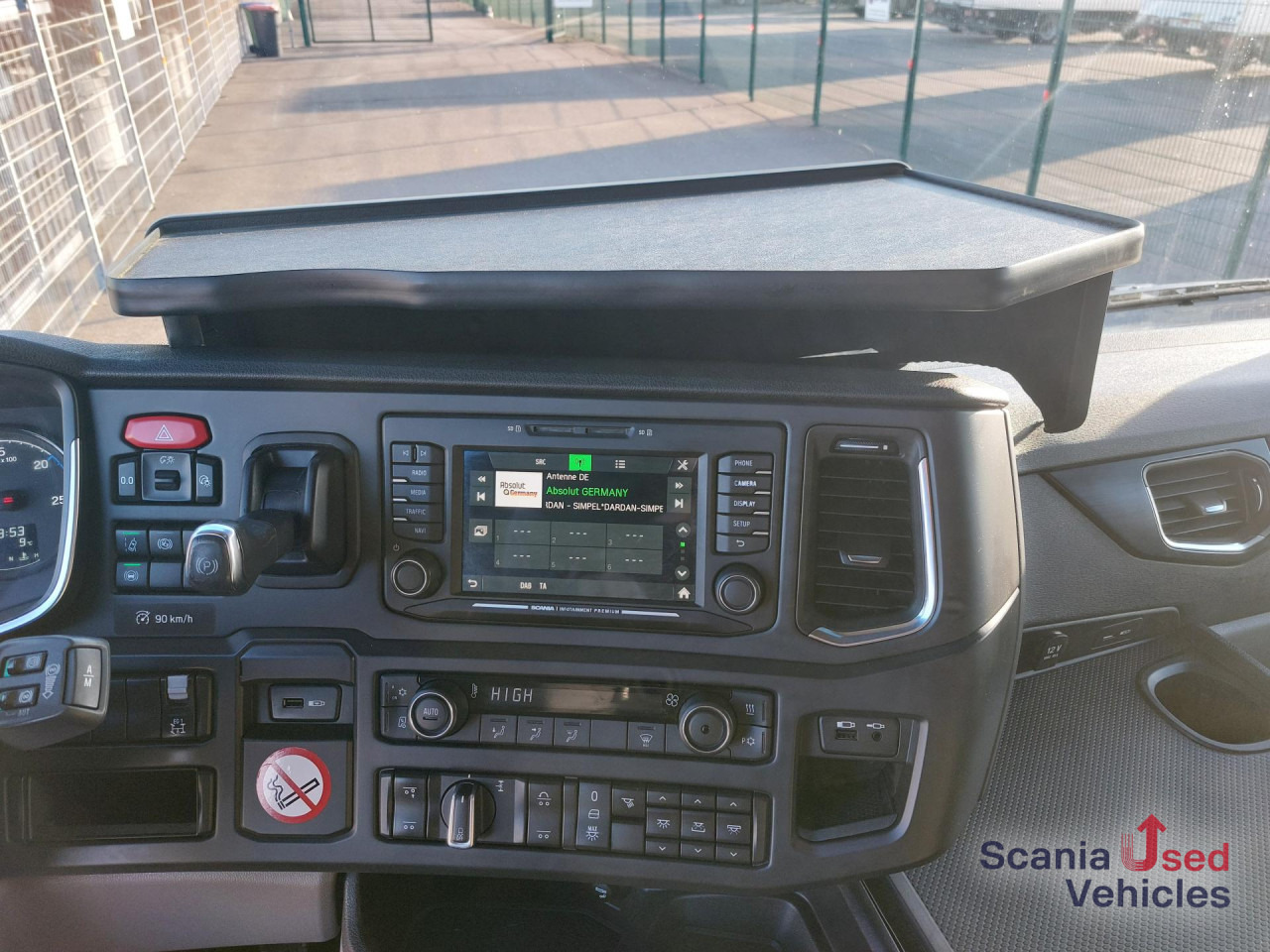 SCANIA R 450 B6x2*4NA - Tipper: picture 5 SCANIA R 450 B6x2*4NA - Tipper: picture 5