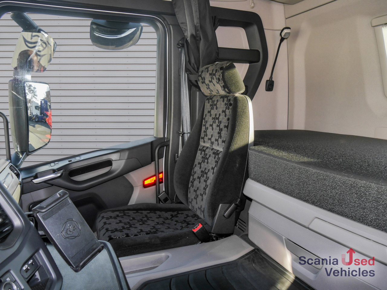 SCANIA G 460 B6x2*4NB - XT / SUPER / MEILLER M-RS21.70-LG - Hook lift truck: picture 3 SCANIA G 460 B6x2*4NB - XT / SUPER / MEILLER M-RS21.70-LG - Hook lift truck: picture 3