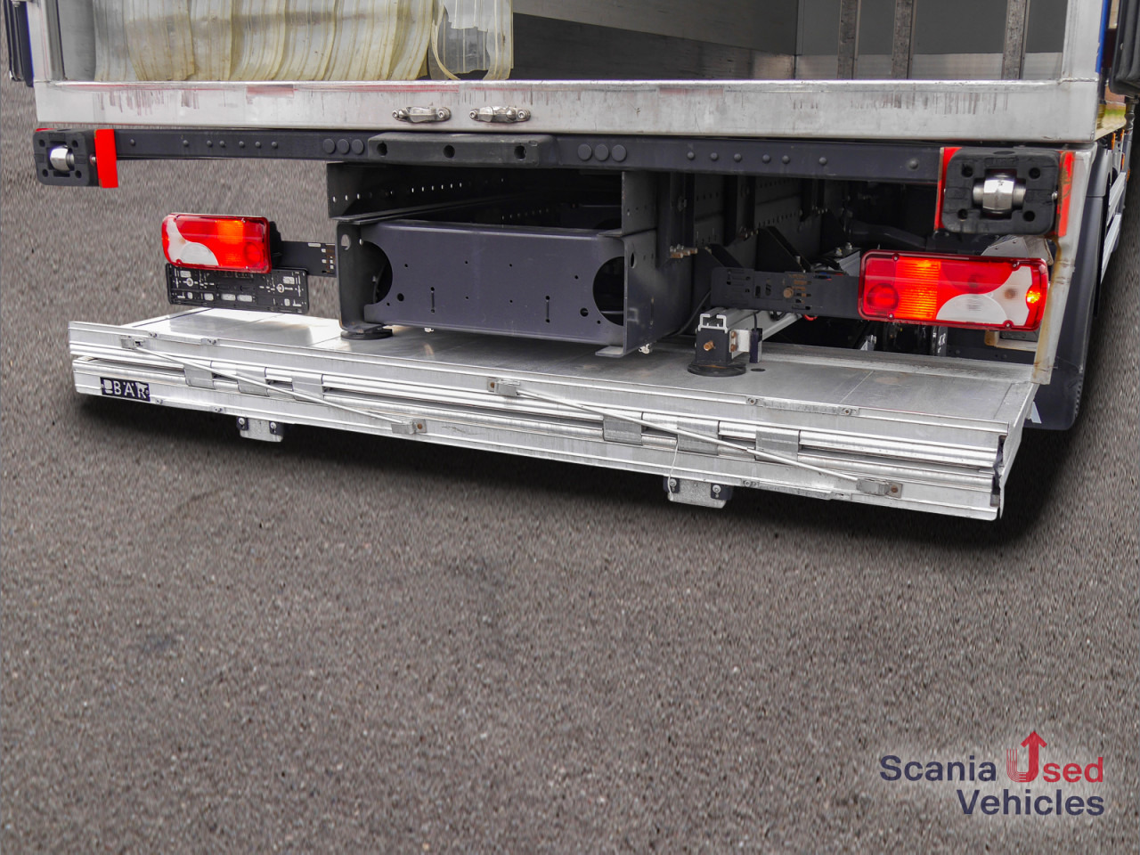 SCANIA P 280 B4x2NA - ThermoKing T-600R, LBW - - Refrigerator truck: picture 2 SCANIA P 280 B4x2NA - ThermoKing T-600R, LBW - - Refrigerator truck: picture 2