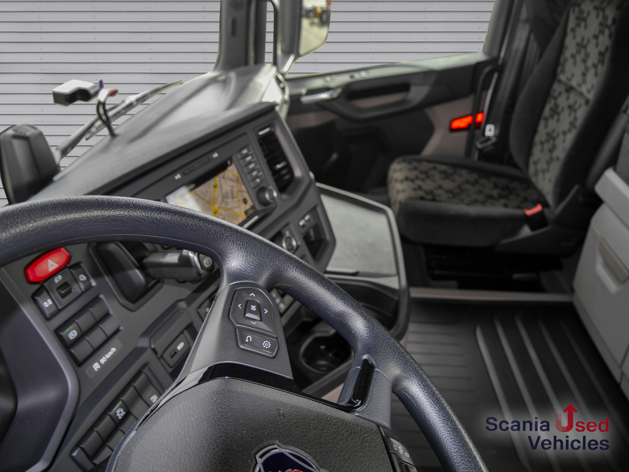 SCANIA R 460 B6x2*4NA - SUPER - PALFINGER PH T 20 - Hook lift truck: picture 3 SCANIA R 460 B6x2*4NA - SUPER - PALFINGER PH T 20 - Hook lift truck: picture 3