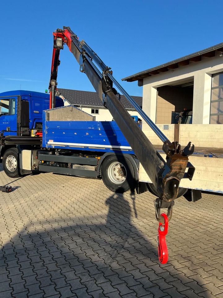 MAN TGS 26.320 Pritsche mit Kran Palfinger PK12002 - Dropside/ Flatbed truck, Crane truck: picture 3 MAN TGS 26.320 Pritsche mit Kran Palfinger PK12002 - Dropside/ Flatbed truck, Crane truck: picture 3