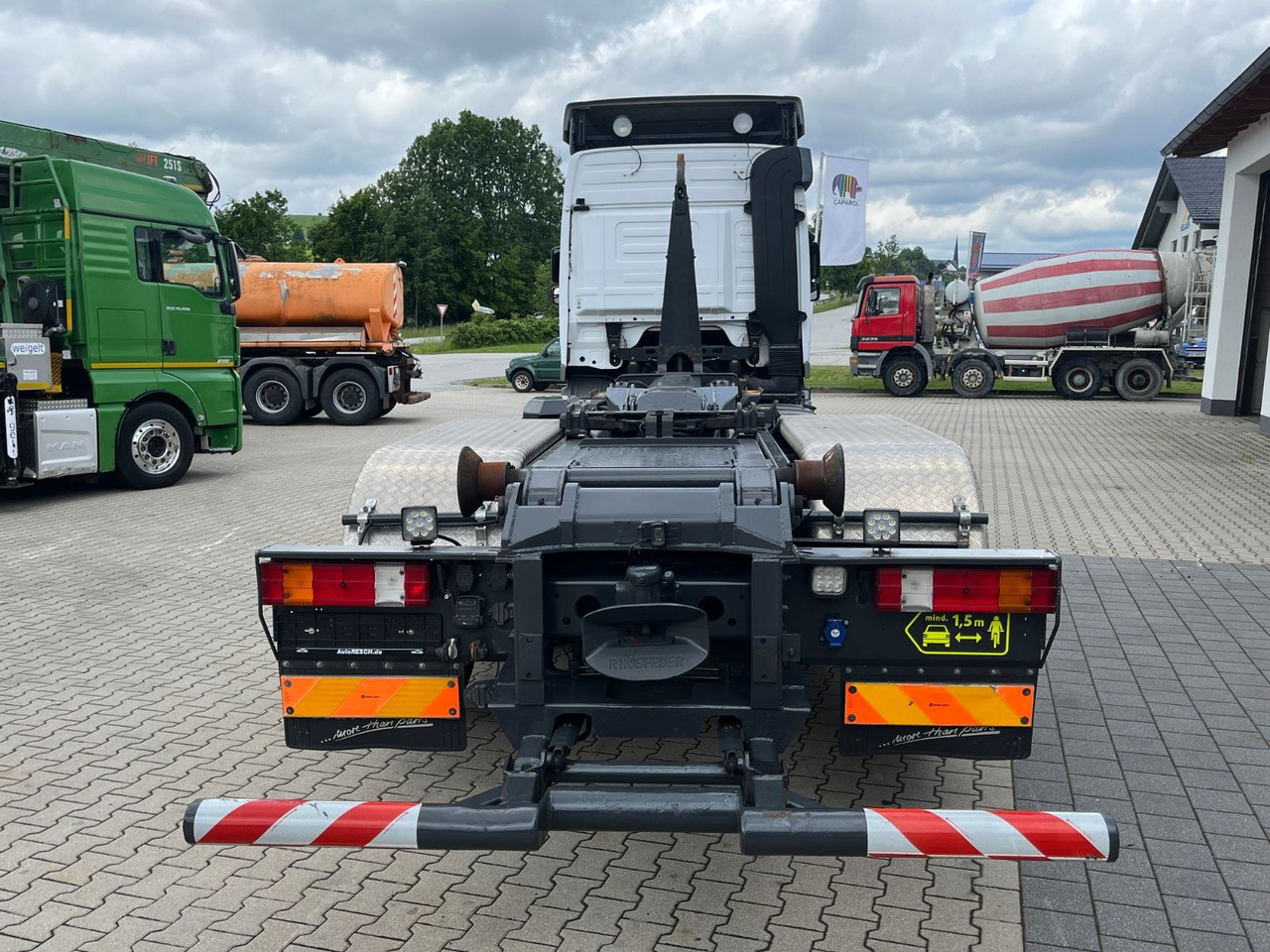 Mercedes-Benz Actros 2544 MP3 Abrollkipper original 84.000KM - Hook lift truck: picture 5 Mercedes-Benz Actros 2544 MP3 Abrollkipper original 84.000KM - Hook lift truck: picture 5