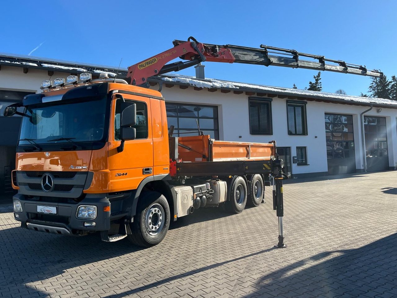 Mercedes-Benz Actros 2644 6x4 Kipper Kran PK27002 Arbeitskorb - Tipper, Crane truck: picture 2 Mercedes-Benz Actros 2644 6x4 Kipper Kran PK27002 Arbeitskorb - Tipper, Crane truck: picture 2