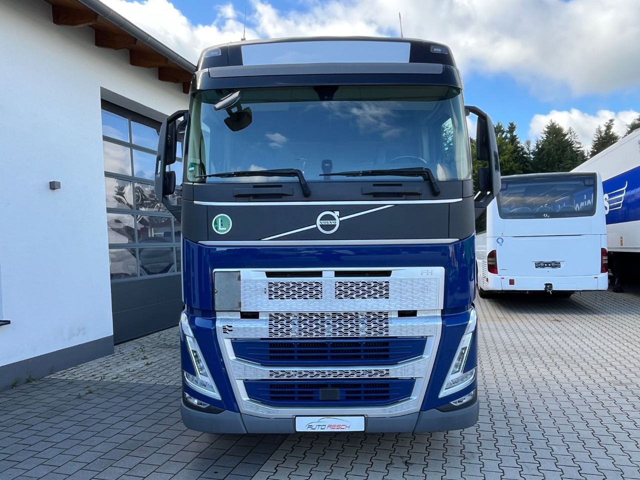 Volvo FH 460 I-SAVE ACC LED neues Modell - Tractor unit: picture 4 Volvo FH 460 I-SAVE ACC LED neues Modell - Tractor unit: picture 4