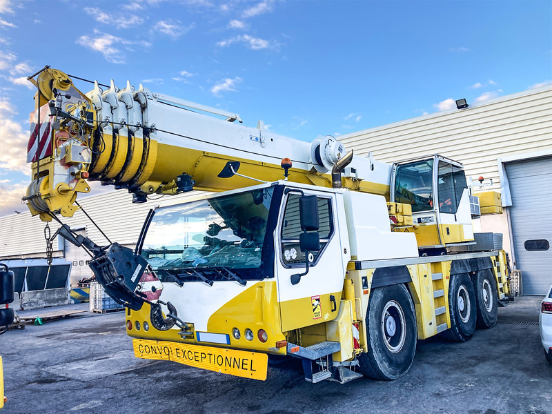 Liebherr LTM 1055-3.2 - Mobile crane: picture 1 Liebherr LTM 1055-3.2 - Mobile crane: picture 1