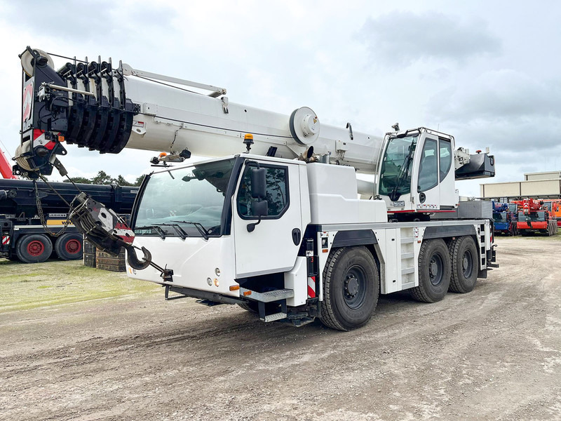 Liebherr LTM 1060-3.1 - Mobile crane: picture 1 Liebherr LTM 1060-3.1 - Mobile crane: picture 1